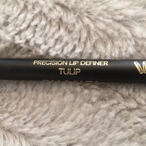 Chanel Lip Liner Tulip NEW